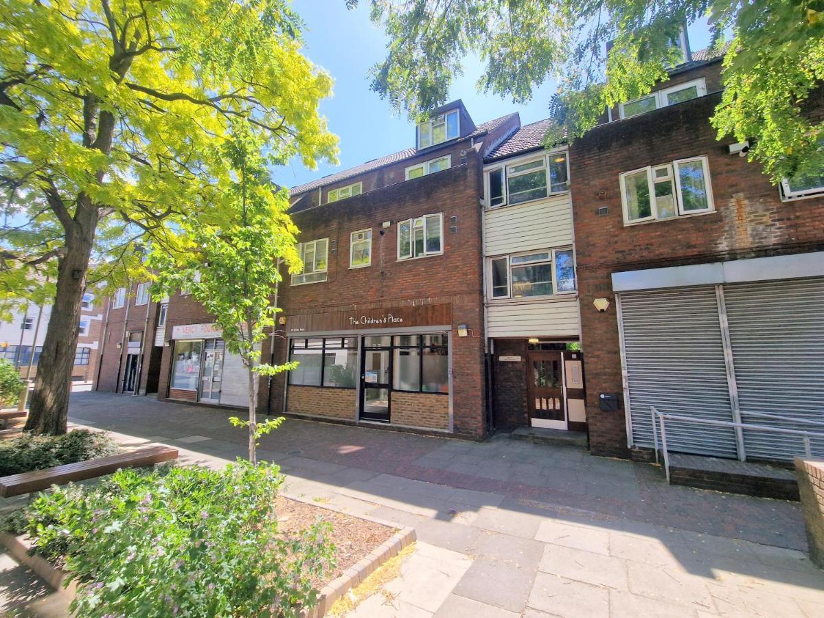 Appartement Flat In Battersea, 5 Minutes From Clapham Junction Station à Londres Extérieur photo