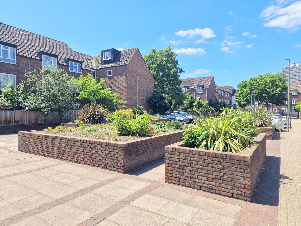 Appartement Flat In Battersea, 5 Minutes From Clapham Junction Station à Londres Extérieur photo