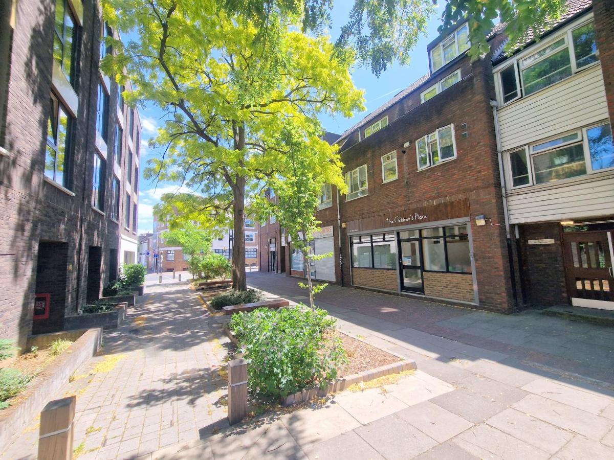 Appartement Flat In Battersea, 5 Minutes From Clapham Junction Station à Londres Extérieur photo